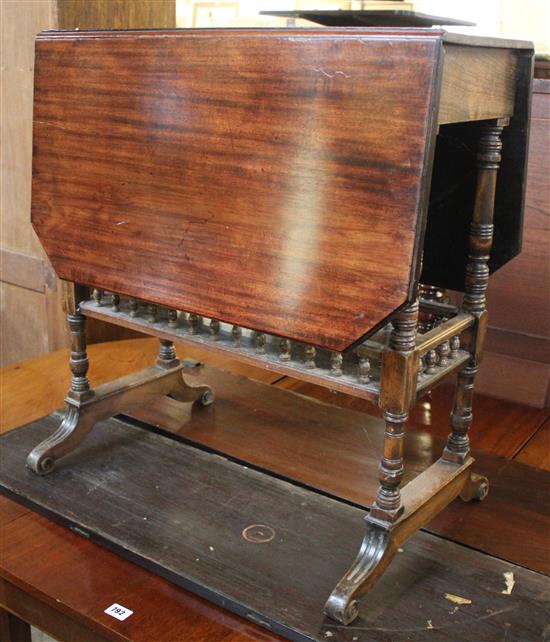 A late Victorian mahogany drop leaf table